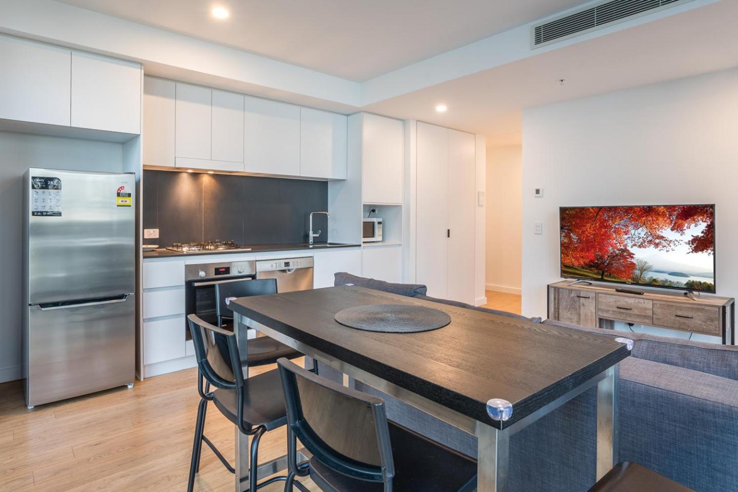 Apartment 1-bedroom With Pool, Sauna, And Parking In South